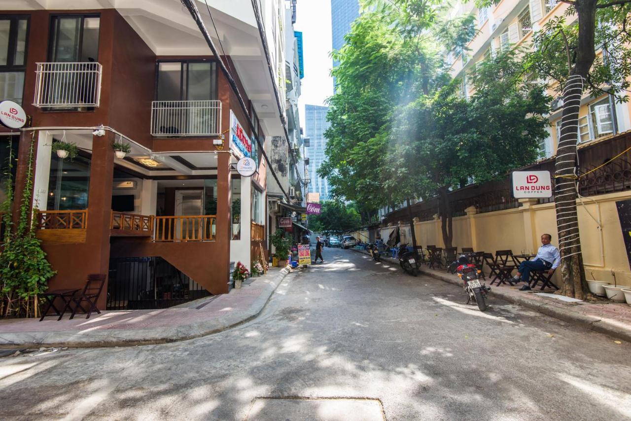 22Housing Hotel & Apartment 81 Linh Lang Hanoi Kültér fotó
